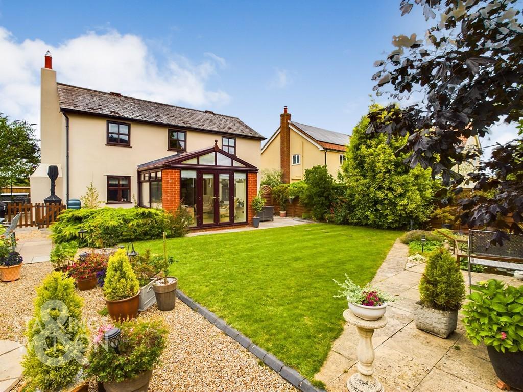 Mill Street, Gislingham, Eye 4 bed barn conversion for sale £525,000