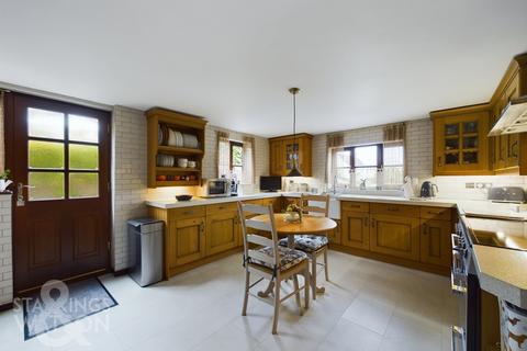 4 bedroom barn conversion for sale, Mill Street, Gislingham, Eye