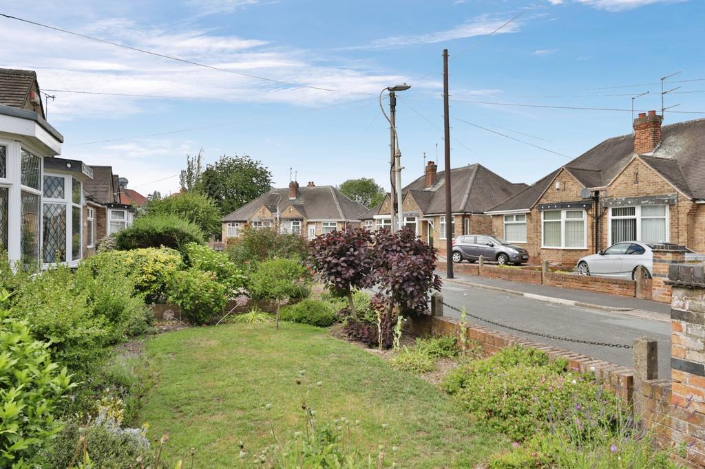 Grange Crescent, Anlaby, HU10 7AU 2 bed bungalow for sale £265,000