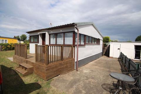 3 bedroom detached bungalow for sale, 11TH AVENUE, HUMBERSTON FITTIES