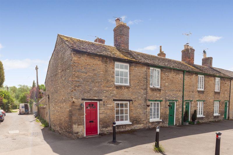 Albion Place, Bampton OX18 2 bed end of terrace house for sale £250,000