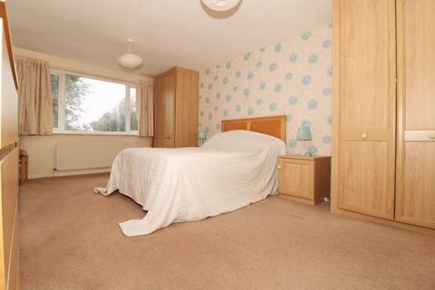 43 Bodmin Rise, Walsall, WS5 3HY