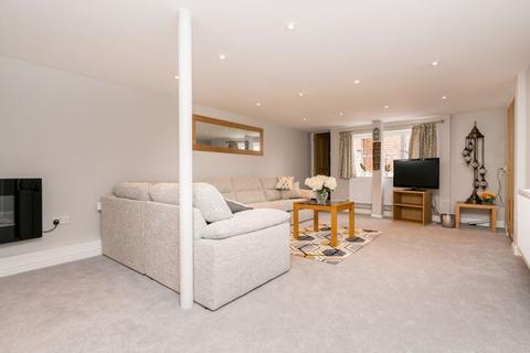 undefined, High Street, Redbourn, AL3
