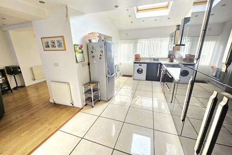 undefined, Elizabeth Road, Sutton Coldfield, B73 5AS