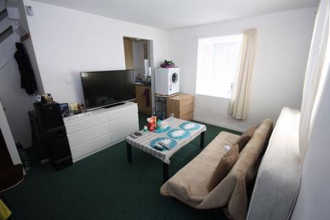 34 Vicarage Close, Northolt, UB5 5AD