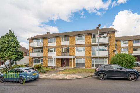 128 Bevan Way, Hornchurch, RM12 6DT