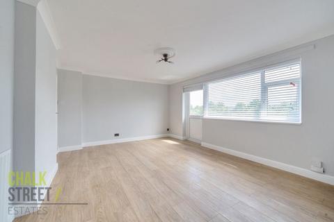 128 Bevan Way, Hornchurch, RM12 6DT