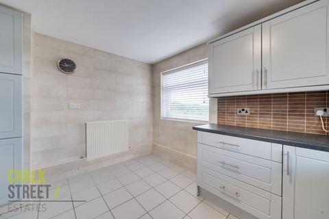 128 Bevan Way, Hornchurch, RM12 6DT