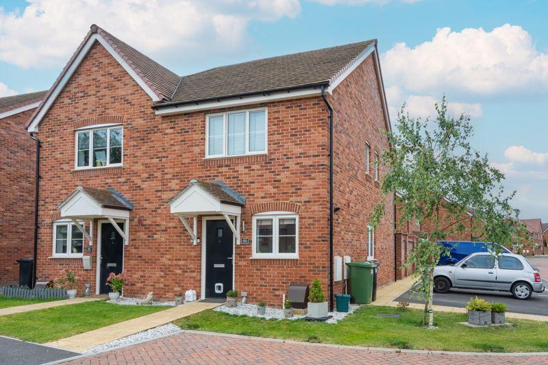 Chequers Lane, Grove 2 bed semidetached house for sale £295,000