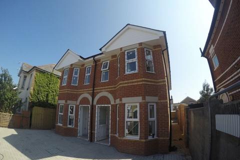 undefined, Beautiful Three Bedroom House - Brassey Road £1650.00 pcm Available Mid April 2026