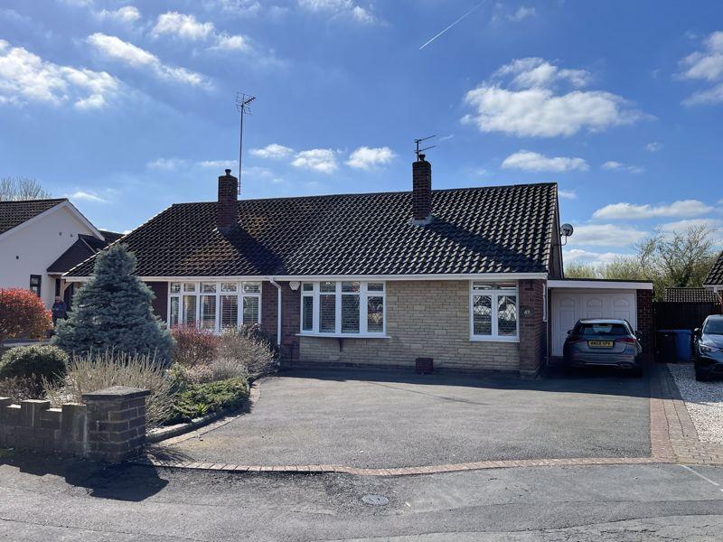 WOMBOURNE, Rennison Drive 2 bed semidetached bungalow for sale £370,000