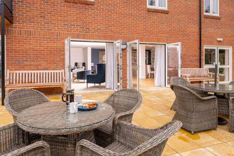 1 bedroom ground floor flat to rent, High View, Bedford MK41