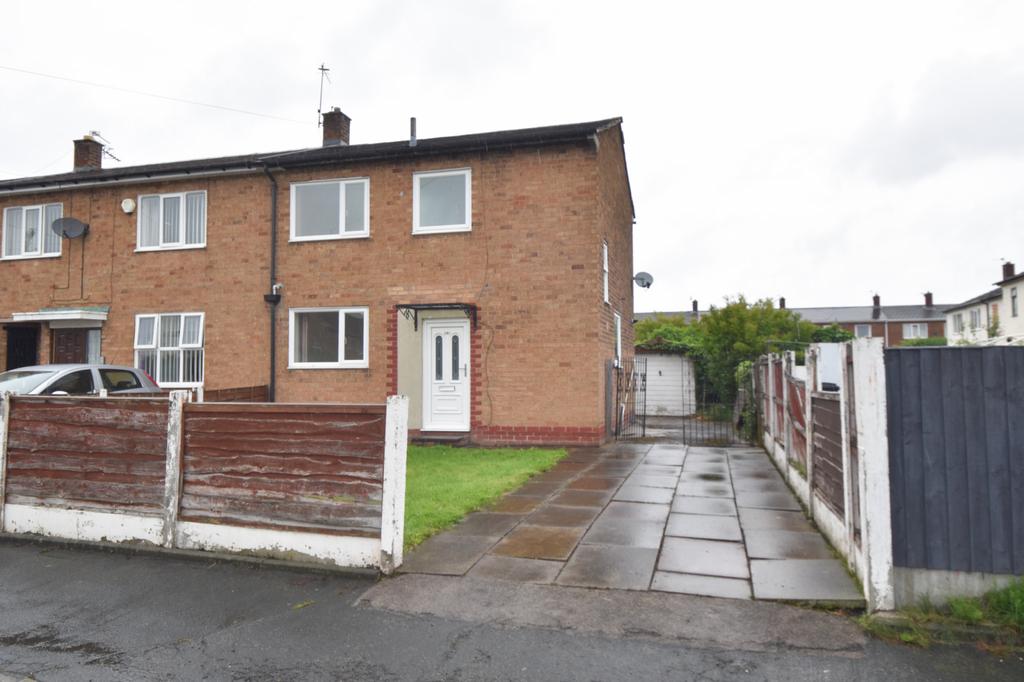 Wood Lane, Partington, M31 2 bed end of terrace house for sale £180,000