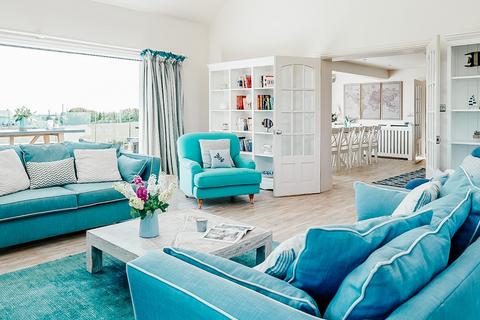 undefined, Rhoscolyn, Holyhead, Sir Ynys Mon, LL65