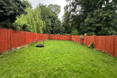 21 Ravenscroft Crescent, Sheffield, S13 8PP