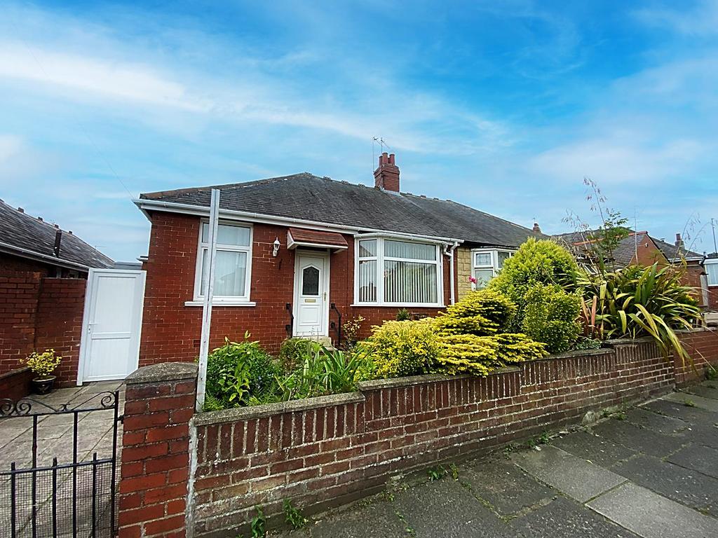 Lansdowne Terrace West, North Shields 3 bed semidetached bungalow for