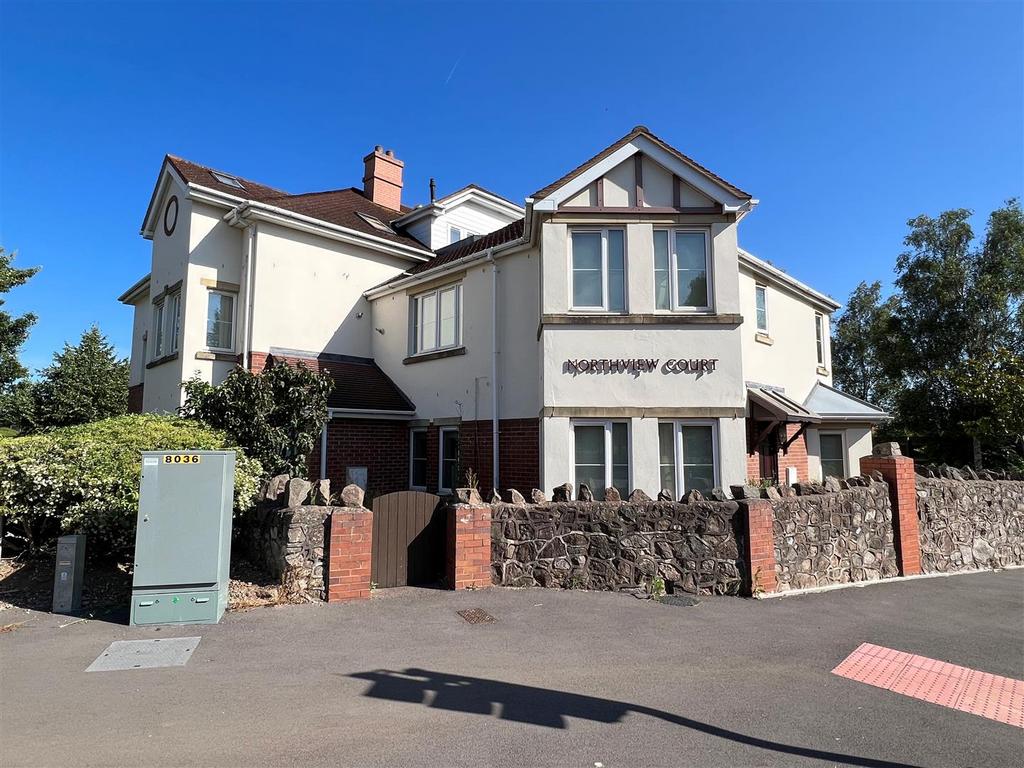 4 Northview CourtLeigh Sinton... 2 bed apartment £770 pcm (£178 pw)