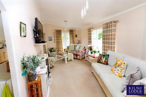 2 bedroom park home for sale, Elm Farm Country Park, Frinton Road, Thorpe-Le-Soken, Clacton-On-Sea