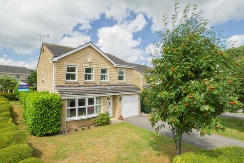 4 bedroom detached house for sale, Barkers Well Lawn, New Farnley, LS12 5TS