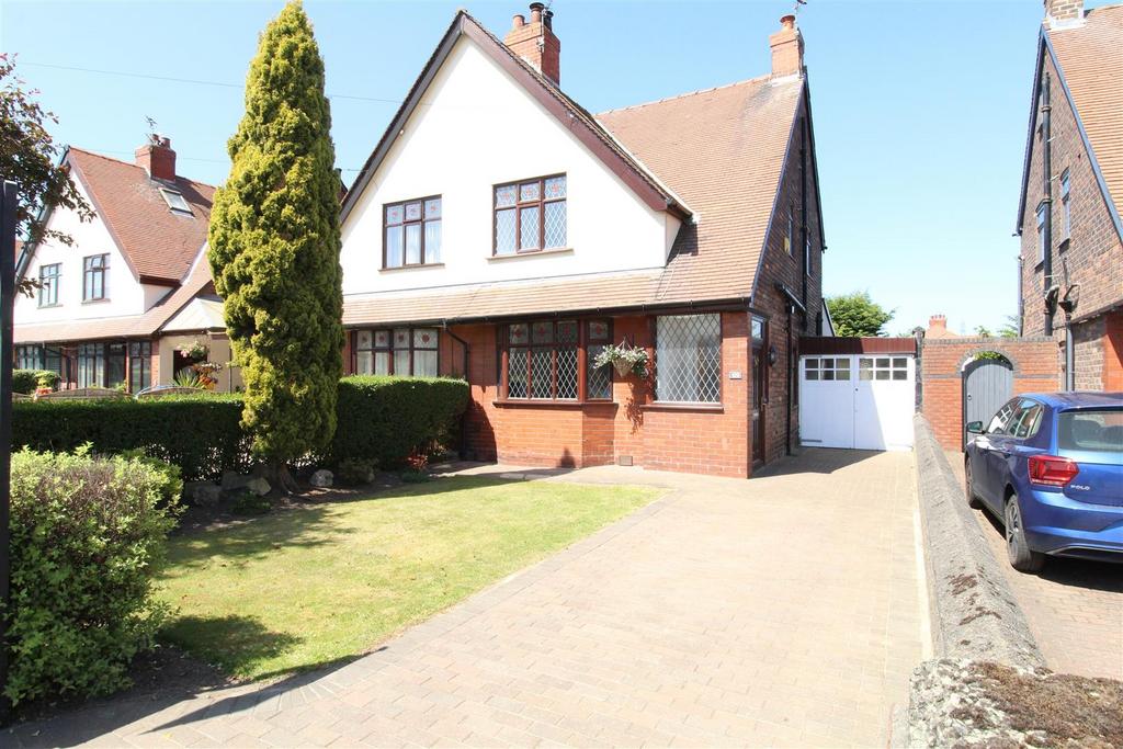 Waddicar Lane, Liverpool L31 3 bed semidetached house £270,000