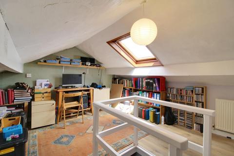 15 Mount Pisgah, Otley, LS21 3DX