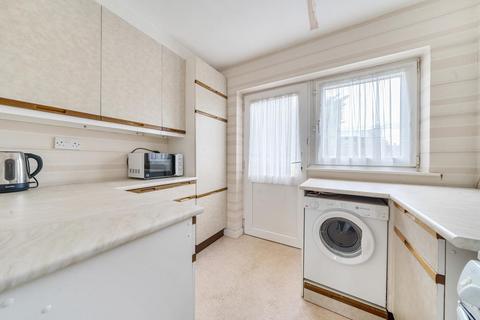 6 Birfed Crescent, Leeds, LS4 2QF