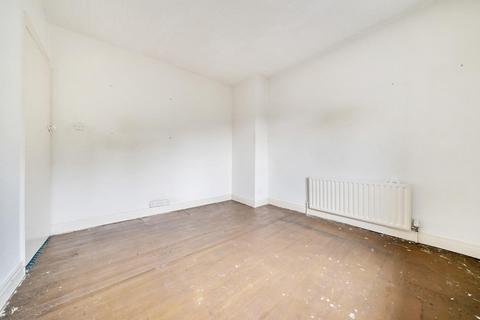 6 Birfed Crescent, Leeds, LS4 2QF