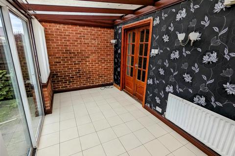 231 Cedar Road, Nuneaton, CV10 9DG