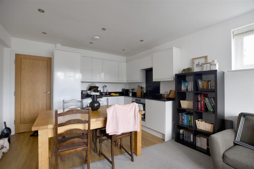 Kitchen.JPG