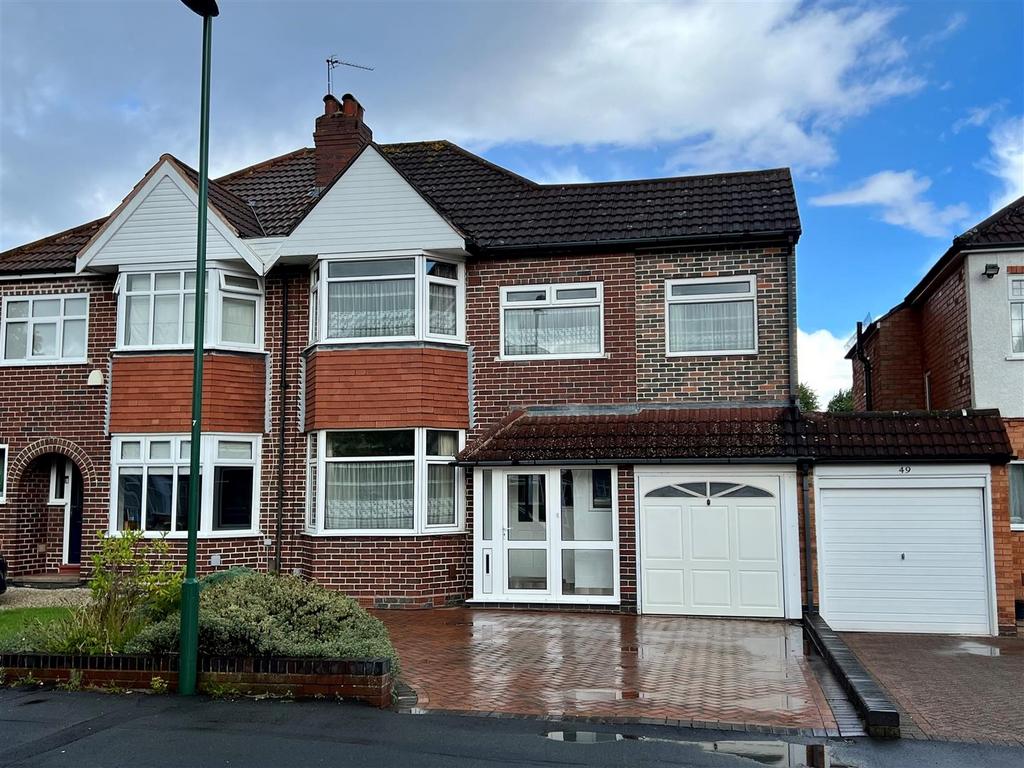 Welford Road, Shirley, Solihull 5 bed semidetached house £450,000