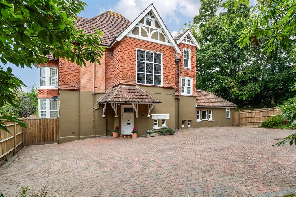 St. Helens Park Road, Hastings 7 bed detached house for sale £1,250,000