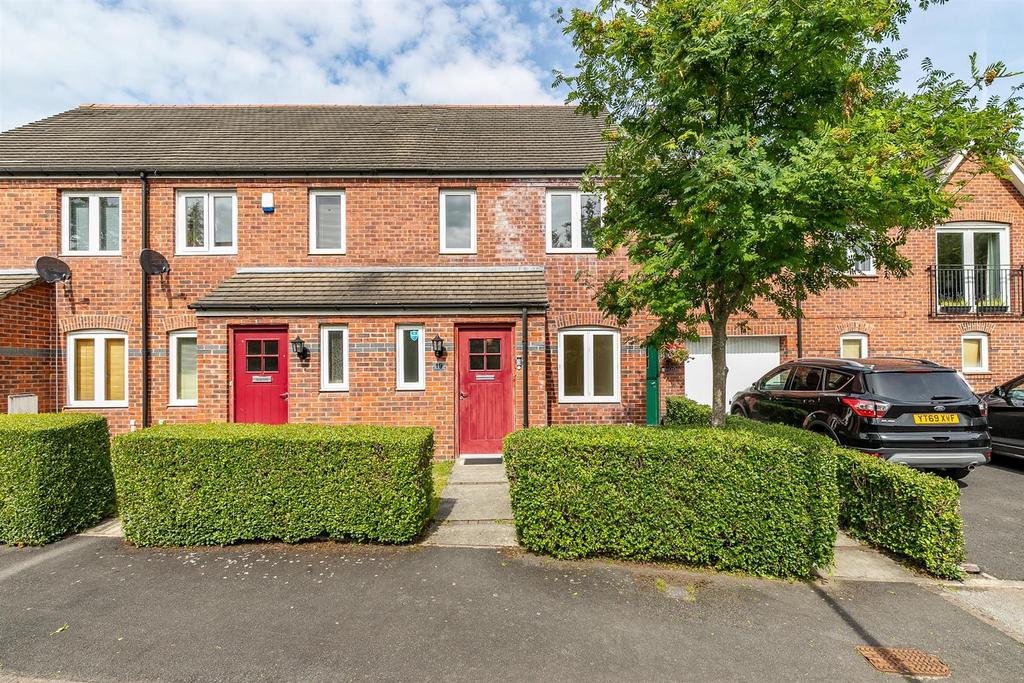 Parkgate Road, West Timperley, Altrincham 2 bed terraced house for sale