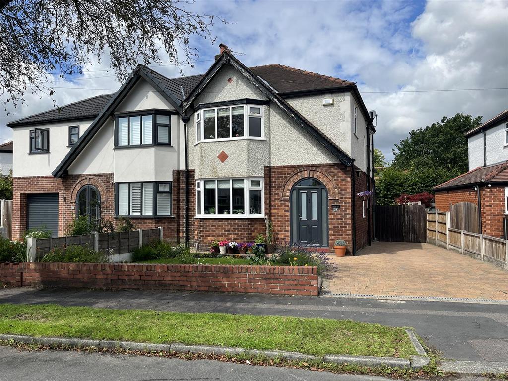 St. Leonards Drive, Timperley, Altrincham 3 bed semidetached house for sale £495,000