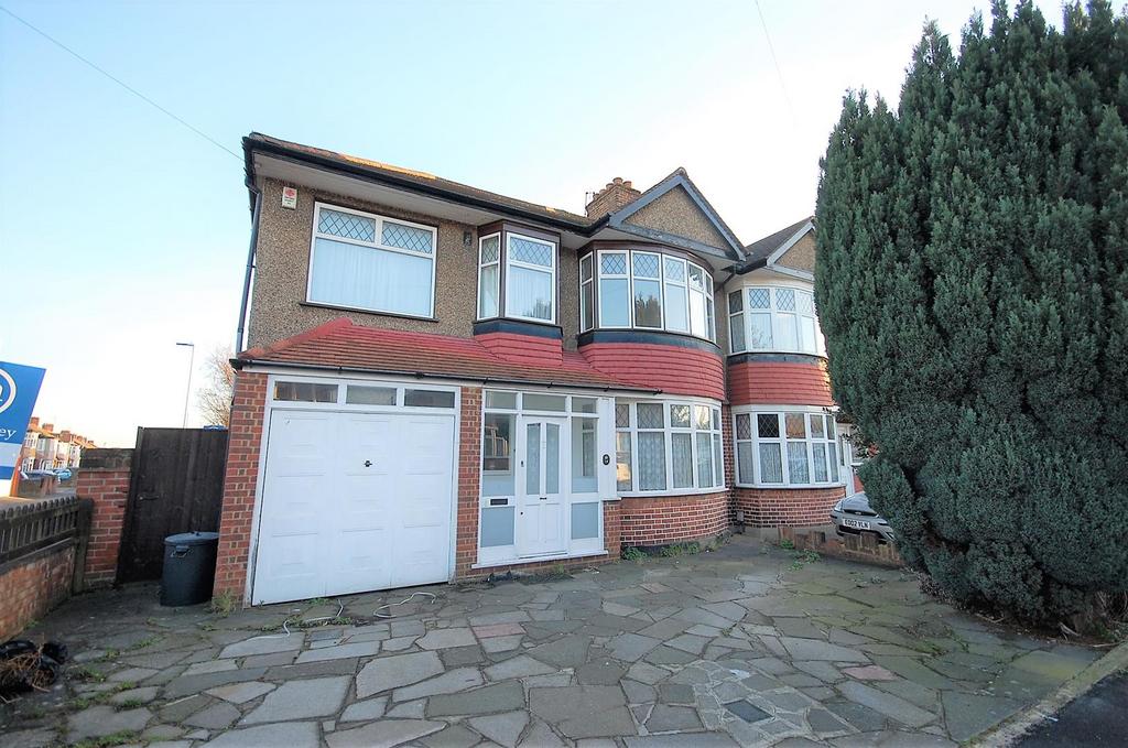 Shenley Avenue, Middlesex HA4 4 bed house £2,400 pcm (£554 pw)