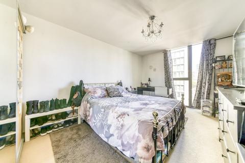 2 bedroom apartment for sale, Masons Avenue, Croydon, CR0