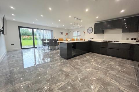 8 Wooding Close, Houghton Conquest, Bedford, MK45 3QL