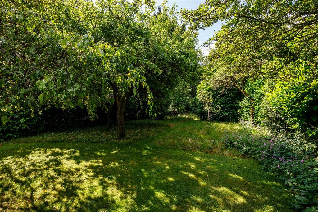 Crossways-30 A.jpg