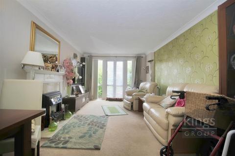 1 bedroom retirement property for sale, Turners Hill, Waltham Cross