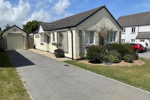 2 bedroom detached bungalow for sale - William West Road, Par