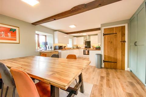 Hackney Barn Guilden Down, Clun, Craven Arms, SY7 8NZ