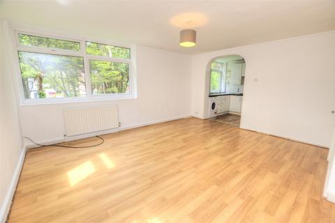 2 bedroom flat for sale, The Serpentine North, Liverpool L23