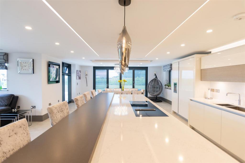 Feature lighting