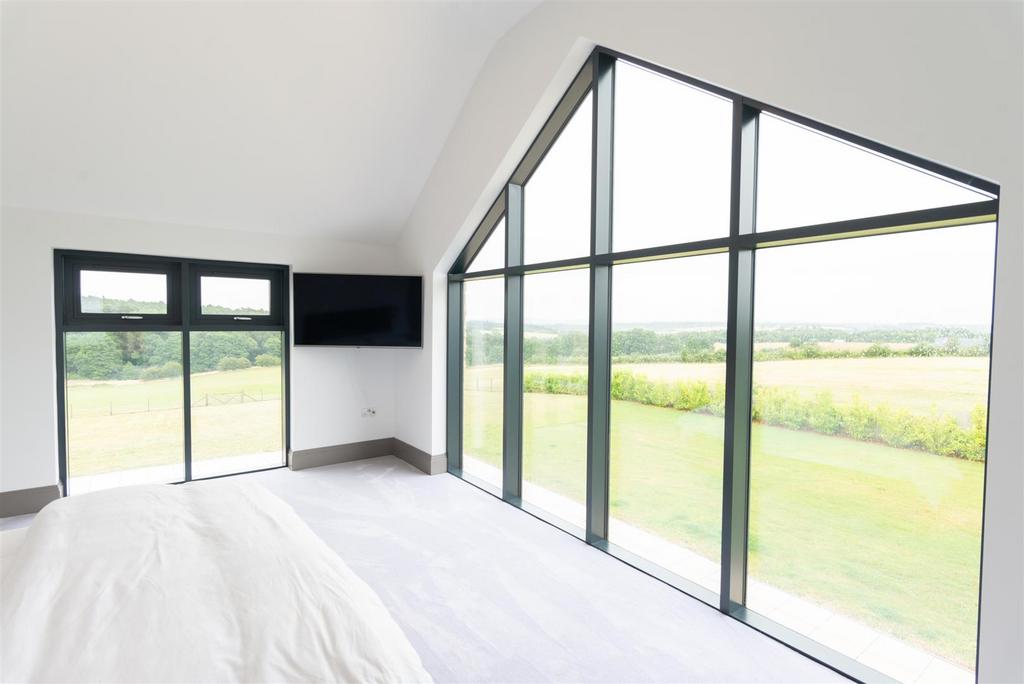 Feature windows with stunning views