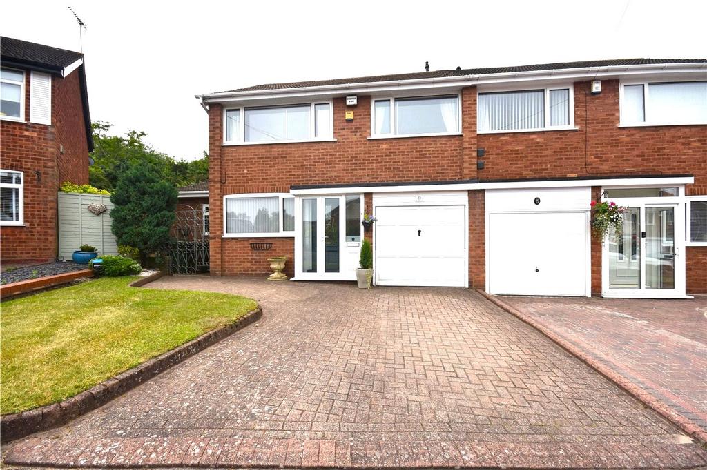 Moseley Drive, Marston Green, Birmingham, West Midlands, B37 4 bed semi