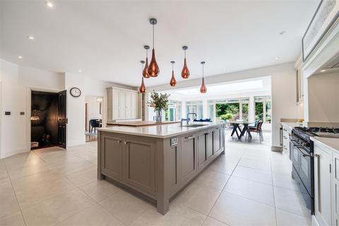 Doyle House Derby Road, Haslemere, GU27 1BP