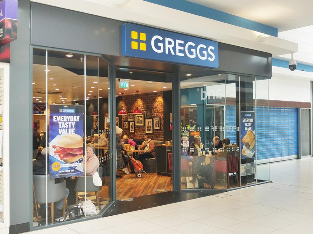 The Shires, Trowbridge BA14 Shop £2,688 pcm (£620 pw)
