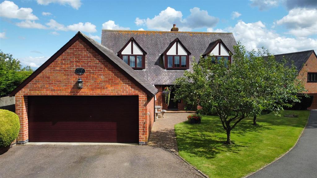 Meadow View, Hall Gardens, Great Glen, Leicester 4 bed detached house