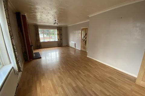 74 Heol Llanelli, Trimsaran, Kidwelly, SA17 4AG