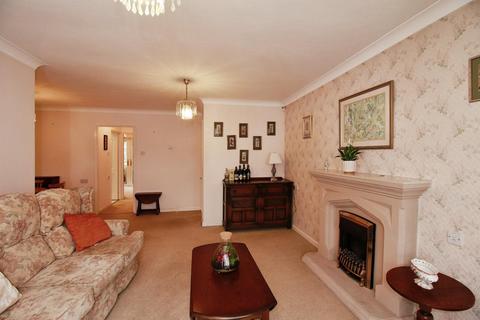 11 Brooksby Grove, Dorridge, Solihull, B93 8BW
