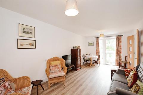 undefined, Wardington Court, Welford Road, Northampton, Northamptonshire